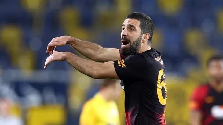 Son dakika | Galatasaray'dan önemli hamle! 5 isimle sözleşme imzalanacak