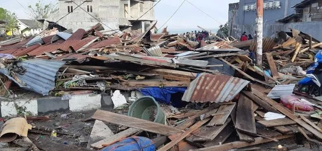 Son dakika | Endonezya’da 7,3 büyüklüğünde deprem! Tsunami uyarısı yapıldı