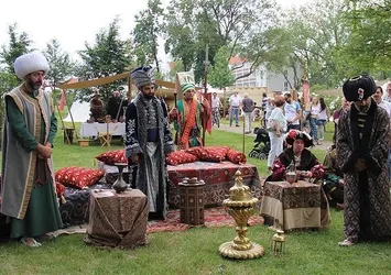 Almanya'da 'Osmanlı Saltanat Çadırı' kuruldu