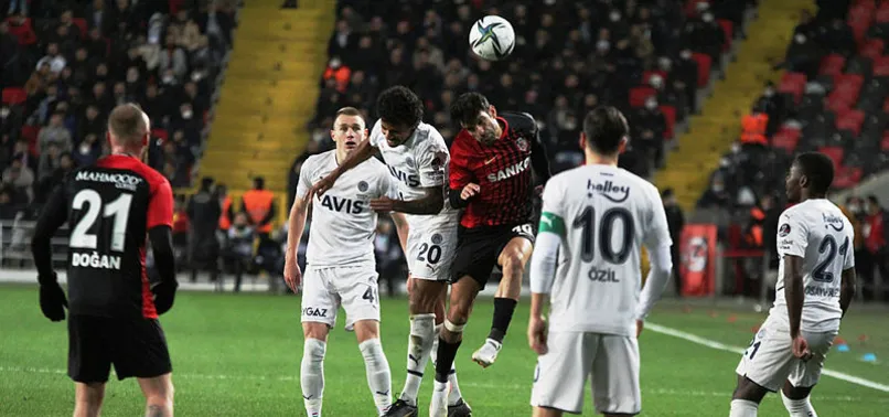 Gaziantep FK: 3 - Fenerbahçe: 2 MAÇ SONUCU | Fenerbahçe Antep'te ağır yaralı