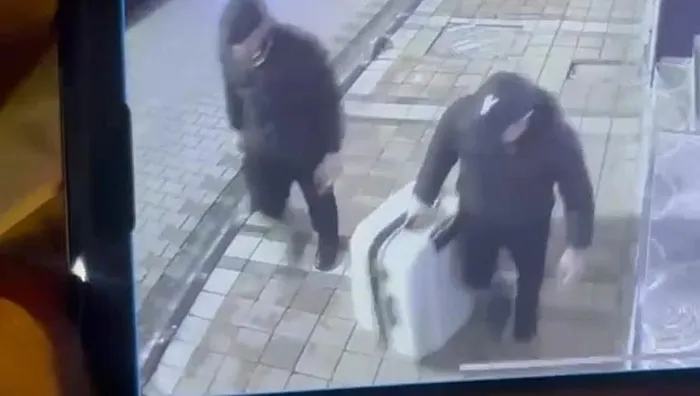 Şişli'deki kesik baş cinayetinde 2 tutuklama! Kan donduran ifade: Kapıyı açar açmaz kafasına ütü ile vurup öldürdüm