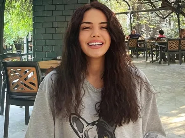 Ece Ronay nişanlısı Mehmet Bilir kimdir? Ece Ronay Mehmet Bilir ayrıldı mı?