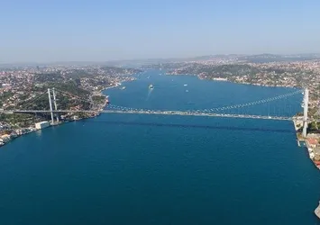 İstanbul Boğazı'nın güneyinde yük gemisi arızalandı
