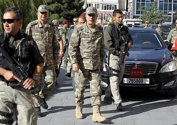 Hulusi Akar: Her türlü riski yok edeceğiz