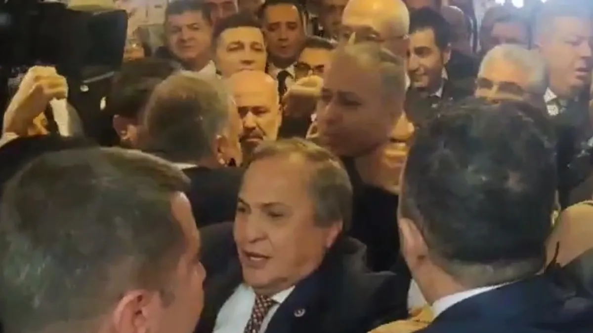 CHP'lilerden TBMM'de büyük provokasyon! Yerlikaya'yı engelleme girişimi! Üst üste tepkiler...