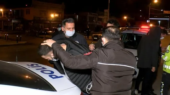 İstanbul’da alkollü sürücü yakalanınca tehdit etti: Sizin yanınıza bırakmayacağım - 3