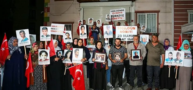 HDP binası önündeki Diyarbakır annelerinin oturma eylemine 4 aile daha katıldı