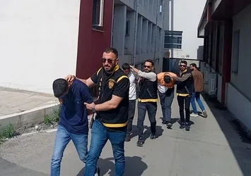 Adana'da vahşet! Ağabeyi sanıp kardeşi öldürdüler