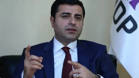 PKK elebaşı Cemil Bayık, Selahattin Demirtaş’a 16 milyon dolar göndermiş! Teslim olan terörist itiraf etti
