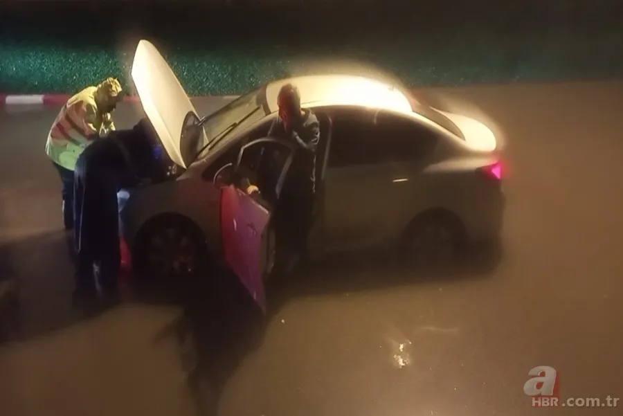 Ege'de sağanak yağış hayatı felç etti: Cadde ve sokaklar göle döndü 4