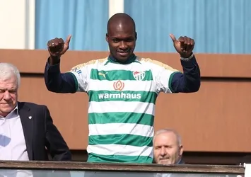 Moussa Sow, imzayı attı