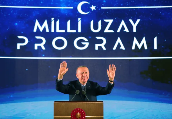 Başkan Recep Tayyip Erdoğan duyurdu! Türkiye 2023 yılında Ay’a ulaşacak