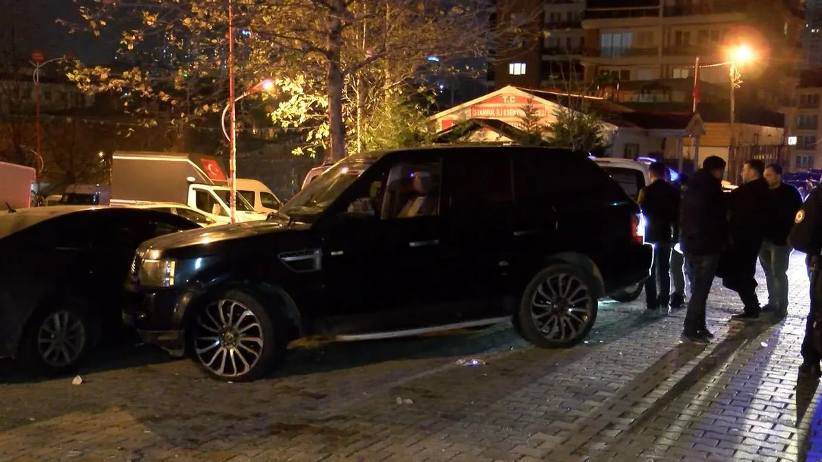 Seyir halindeki araca silahlı saldırı