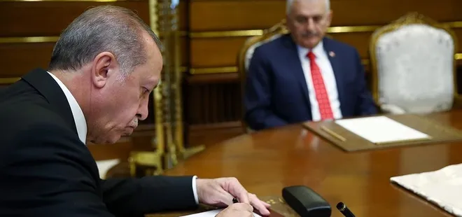 YAŞ  kararları darbe söylentisine yanıt oldu