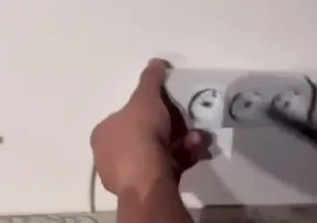 Denizli'de apartta gizli kamera skandalı! 3'lü prizi sökünce şoka girdi