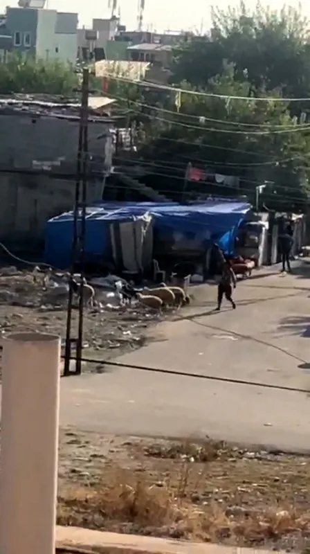 1634380826243.jpg Adana'da film sahnelerini aratmayan çatışma! Uzun namlulu silahlarla... - 3