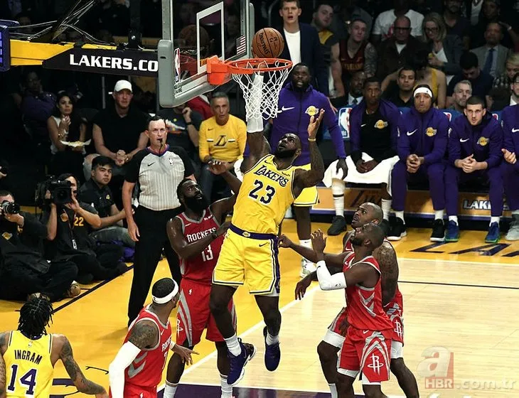 Lakers-Rockets maçında kavga!