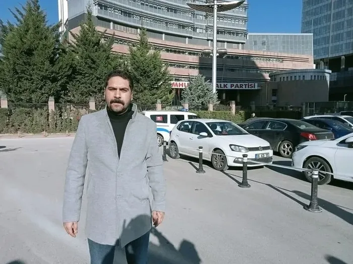 1716788329012.jpg CHP'de 13 milyon TL vurgun ortaya çıktı! Genel merkezden skandal yetki... - 1