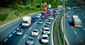 Trafiğe kayıtlı araç sayısı arttı! İşte rakamlar...