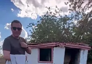 Rafet El Roman doğduğu eve sahip çıktı