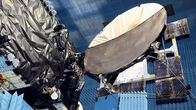 turkiyenin-yerli-ve-milli-uydusu-turksat-6a-uzaya-firlatilmak-uzere-abdye-ulasti-1717686600744.jpg Türkiye'nin yerli ve milli uydusu Türksat 6A uzaya fırlatılmak üzere ABD'ye ulaştı - 4