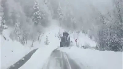 Amasya’da 63 köy yolu kardan kapandı
