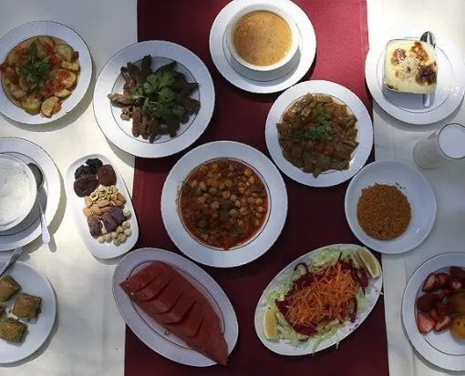 Ramazan ayı için iftar ve sahur uyarısı! Sofralarda lüks ve israftan kaçınılmalı - 4