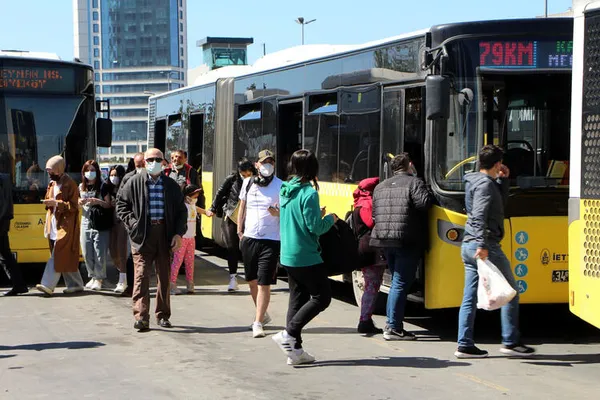 Son dakika: İstanbul'da ulaşımda zamlı tarifeyle yolculuk başladı! Yolcular isyan etti - 1