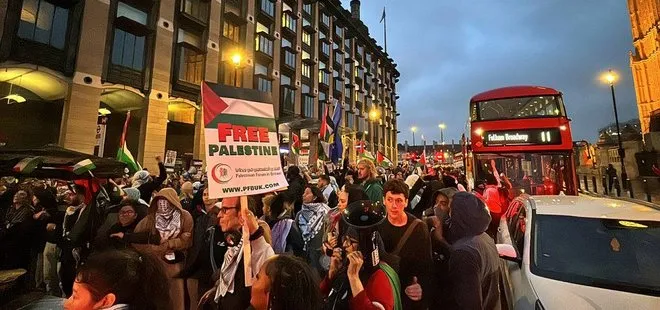 İsrail’in Refah’a yönelik saldırıları Londra’da protesto edildi