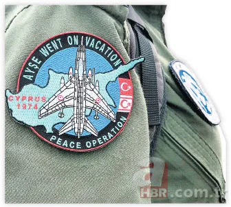 Doğu Akdeniz'de Kıbrıs Barış Harekatı'na özel peç! Dikkat çeken ayrıntı... 11