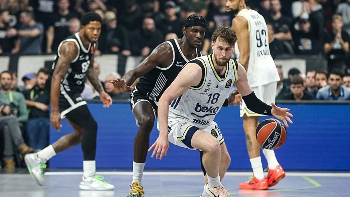 Sırbistan’da skandal pankart! Fenerbahçe'den sert tepki