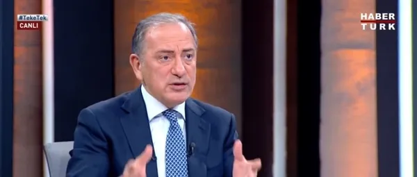 haberturk-tvde-skandal-sozler-fatih-altayli-camide-provokasyona-imza-atan-eda-taspinara-arka-cikip-diyaneti-he-1672769807143.jpg Habertürk TV'de skandal sözler! Fatih Altaylı camide provokasyona imza atan Eda Taşpınar'a arka çıkıp Diyanet'i hedef aldı - 3