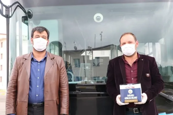 Sivas'ta kameralara yansıyan ilginç anlar! Helallik almak için yaptı, sürücüyü şaşırttı - 3