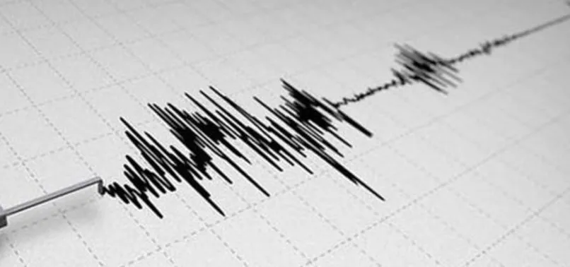 İSTANBUL'DA KORKUTAN DEPREM!