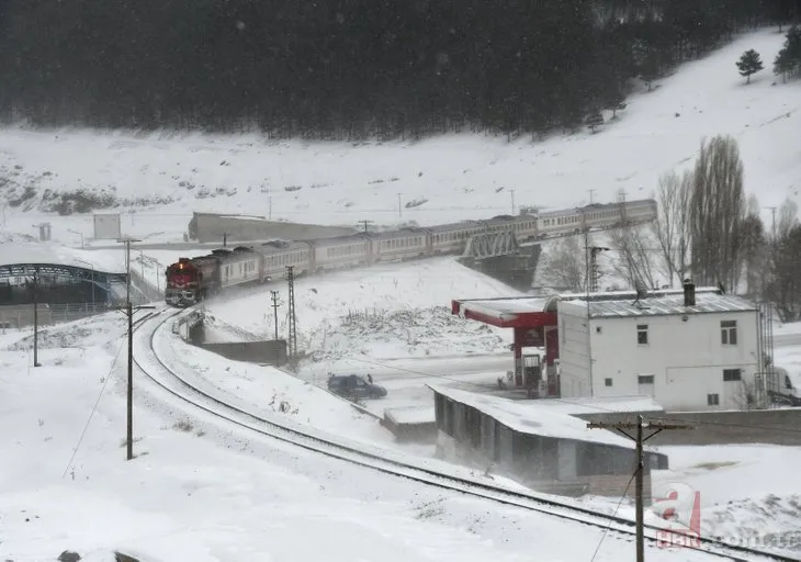 Hafta sonu hava nasıl olacak? Kar yağacak mı? Meteoroloji’den İstanbul için önemli uyarı! Yüzlerce köye ulaşılamıyor