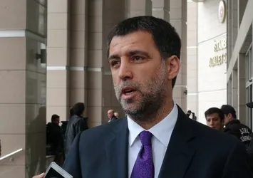 Hakan Şükür, İsmail Demiriz, Arif Erdem, Şahabettin Harput ve Hüseyin Avni Mutlu Galatasaray'dan ihraç ediliyor