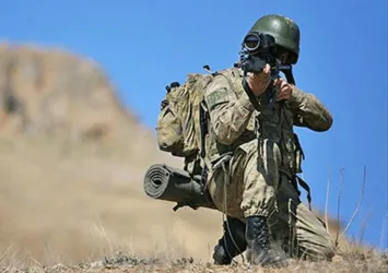 Kuzey Irak'ta 2 asker şehit oldu
