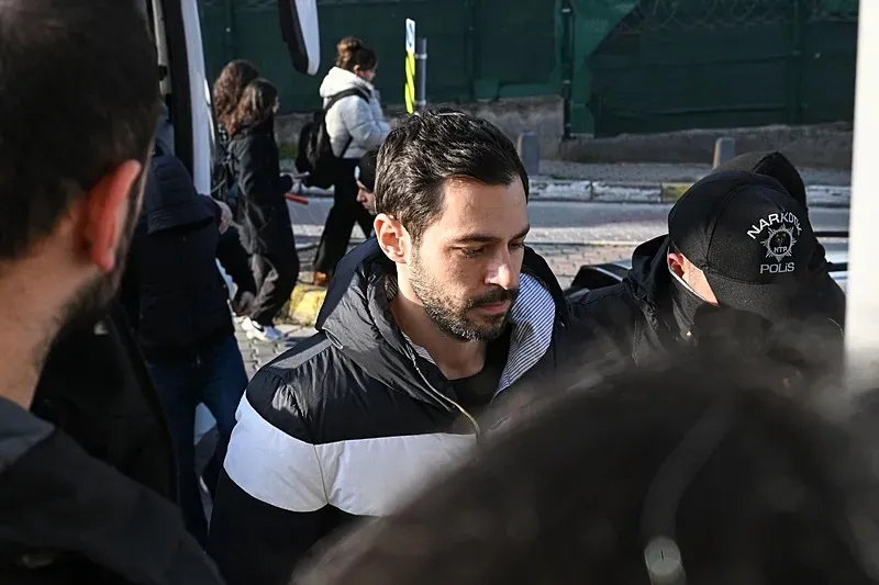 son-dakika-hande-ercel-gozaltina-alindi-1774602406908.jpeg Hakan Sabancı