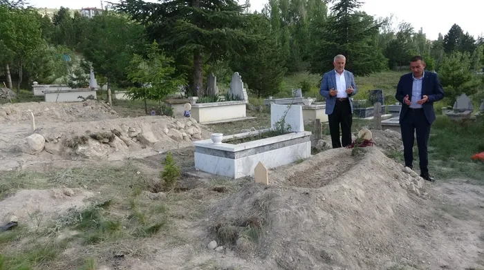 Anne ve kızın yanarak can verdiği yangında yürek yakan detay! Geriye sadece oksijen tüpü kaldı - 3