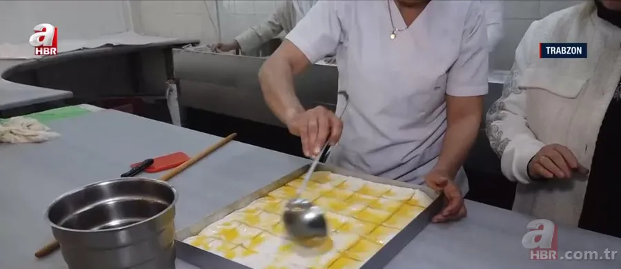 Mükemmel lezzetiyle yöresel tirit yemeği tarifi ve iftar sofrasında günün tatlısı: Sahine 5