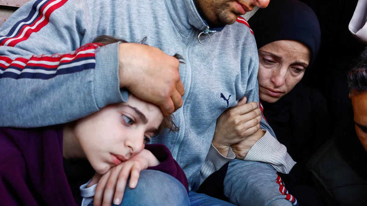 Katil İsrail durmuyor: Gazze’de 72 bin 317 can kaybı