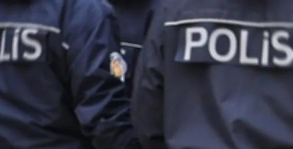 sark-gorevinde-bulunan-emniyet-personelinin-gorev-sureleri-dusuruldu-resmi-gazetede-yayimlandi-1647572711259.jpeg Şark görevinde bulunan emniyet personelinin görev süreleri düşürüldü! Resmi Gazete'de yayımlandı - 6