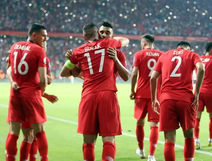 Fransız basını Türkiye’ye övgüler yağdırdı