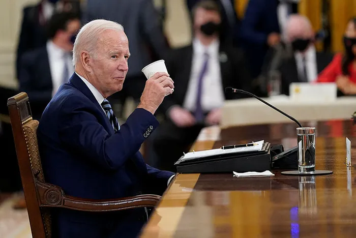 Son dakika: ABD Başkanı Joe Biden yetkilerini Kamala Harris’e devrediyor