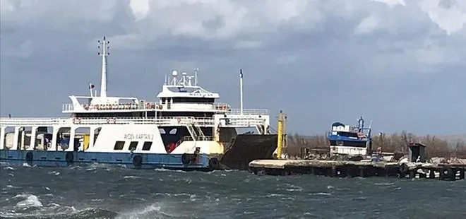 Son dakika: Çanakkale’de feribot seferlerine ’fırtına’ engeli