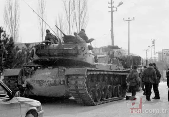 Türk tarihinin en kara günlerinden! Üzerinden çeyrek asır geçti yarası hala kapanmadı: 28 Şubat darbesi