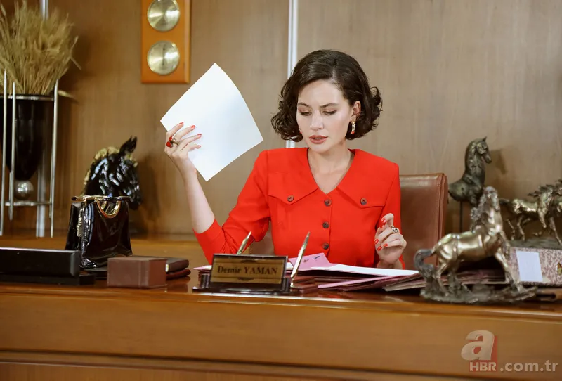 Tuzak’ın Luna'sı kimdir? Tuzak’ın Luna'sı İlayda Çevik’in sevgilisi de oyuncu çıktı! Meğer Maraşlı’nın yıldızıymış… 1