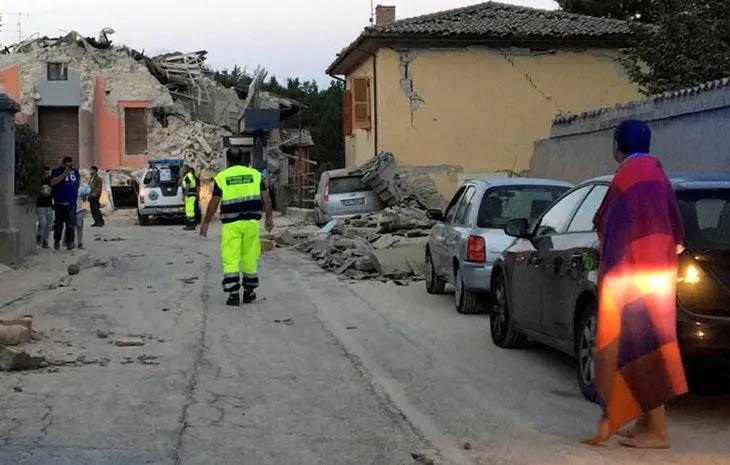 İtalya’daki depremde ölü sayısı artmaya devam ediyor