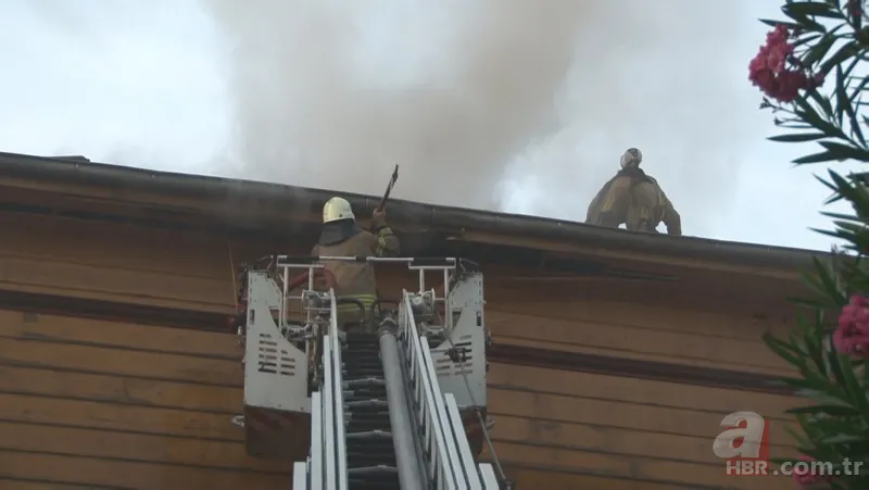 Fatih'te korkutan yangın! İki katlı otelde büyük panik 10