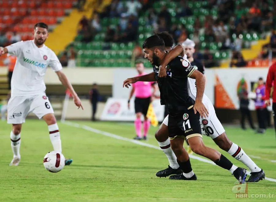 Galatasaray'dan gündemi sallayacak transfer hamlesi! 3 yolcu 4 yeni imza... 21